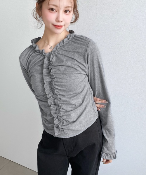 moment+(モーメントプラス)の「Vネックギャザーフリル長袖カットソー(Tシャツ/カットソー・レディース・ブラック/オフホワイト/イエロー/杢グレー・M)」の15枚目の写真