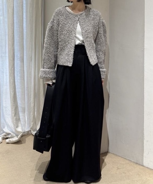 STYLEMIXER(スタイルミキサー)の「ハイウエストタックワイドパンツ(スラックス・レディース・イエロー/ブラック/ライトベージュ・SMALL/MEDIUM)」の2枚目の写真