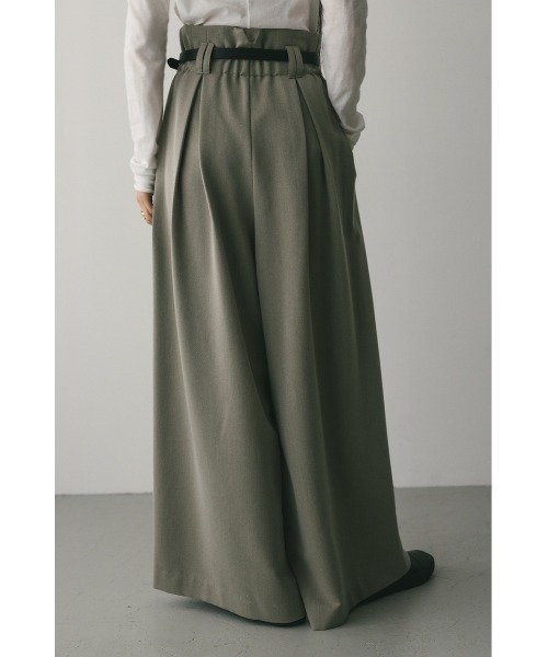 STYLEMIXER(スタイルミキサー)の「ハイウエストタックワイドパンツ(スラックス・レディース・イエロー/ブラック/ライトベージュ・SMALL/MEDIUM)」の19枚目の写真