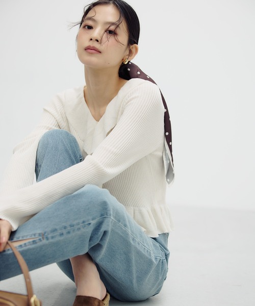 NATURAL BEAUTY BASIC(ナチュラルビューティーベーシック)の「◇フリルトリムカーディガン(カーディガン/ボレロ・レディース・オフホワイト/オレンジ/ブラック・FREE)」の1枚目の写真