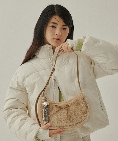 セール】CLOVER HEART FLUFFY SHOULDER BAG（ショルダーバッグ 