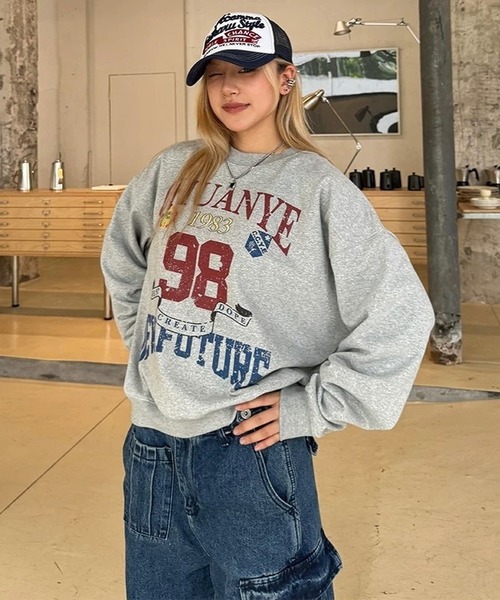inst.ALL(インストール)の「春も使える!ヴィンテージライクロゴスウェットトレーナー(スウェット・レディース・グレー・M)」の4枚目の写真
