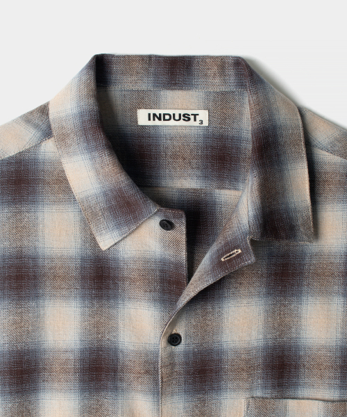 INDUST(インダスト)の「アッシュフォードチェックシャツ_ネイビー(シャツ/ブラウス・レディース・ネイビー・1(S)/2(M)/3(L))」の4枚目の写真