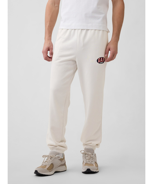 GAP（ギャップ）の「ヴィンテージソフト フレンチテリー GAPロゴ リラックスフィット ジョガーパンツ（スウェットパンツ・メンズ・ホワイト/ネイビー/ブラック/レッド・XL/S/XS/L/M）」の2枚目の写真