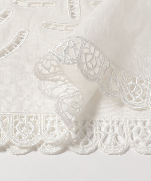 fennica（フェニカ）の「dahl'ia / エンブロイダリー カットワーク プルオーバー（シャツ/ブラウス・レディース・ブラック/ホワイト・ONE SIZE）」の8枚目の写真