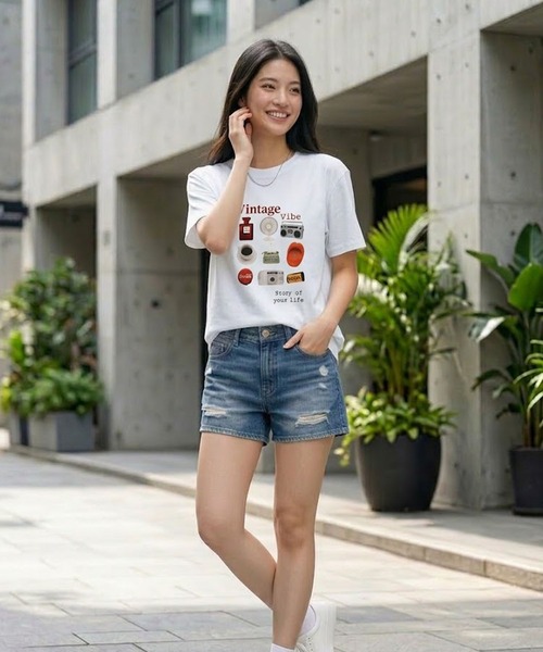 September SEOUL(セプテンバーソウル)の「ヴィンテージモチーフ グラフィックプリントTシャツ(Tシャツ/カットソー・レディース・ホワイト/ピンク・FREE)」の3枚目の写真
