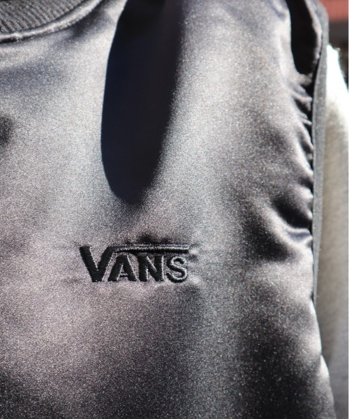 VANS（バンズ）の「【BILLY'S EXCLUSIVE】JOCKEY BOMBER VEST　126R1083507（MA-1・メンズ・ブラック・LARGE/MEDIUM）」の8枚目の写真