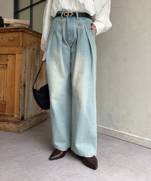 Thevon(ゼボン)の「2タックデニム(デニムパンツ・レディース・ブラック/サックスブルー・S/M)」の2枚目の写真