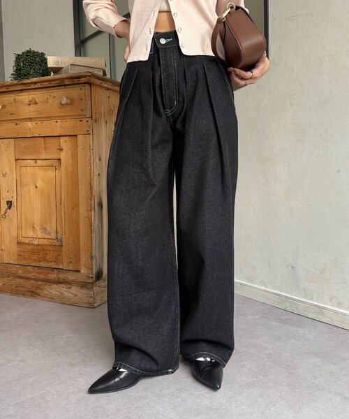 Thevon(ゼボン)の「2タックデニム(デニムパンツ・レディース・ブラック/サックスブルー・S/M)」の1枚目の写真