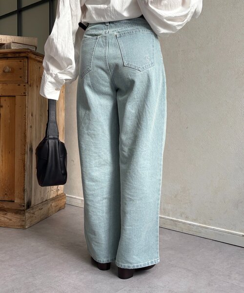 Thevon(ゼボン)の「2タックデニム(デニムパンツ・レディース・ブラック/サックスブルー・S/M)」の17枚目の写真