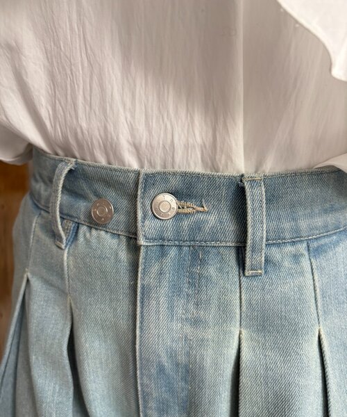 Thevon(ゼボン)の「2タックデニム(デニムパンツ・レディース・ブラック/サックスブルー・S/M)」の22枚目の写真