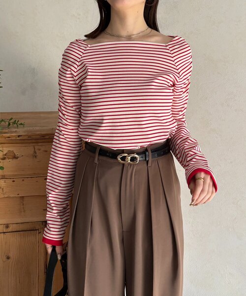 Thevon（ゼボン）の「スクエアネックパフスリーブリブプルオーバー（Tシャツ/カットソー・レディース・ブラック/オフホワイト/ネイビー/レッド・FREE）」の15枚目の写真