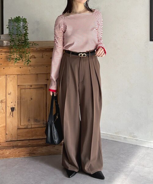 Thevon（ゼボン）の「スクエアネックパフスリーブリブプルオーバー（Tシャツ/カットソー・レディース・ブラック/オフホワイト/ネイビー/レッド・FREE）」の20枚目の写真