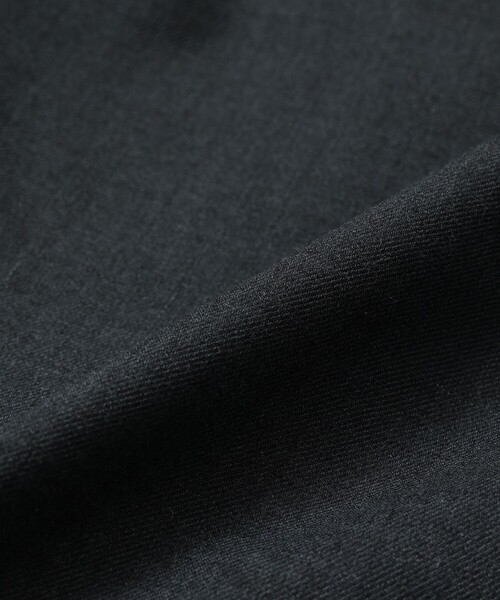 BEAMS（ビームス）の「【ワイドストレートフィット】ショート スラックス（スラックス・メンズ・チャコールグレー/ブラック・S/M/L/XL）」の10枚目の写真