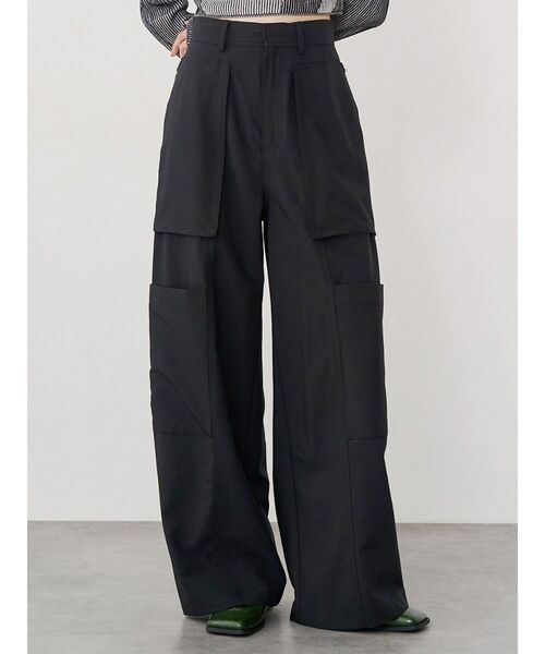 MURUA(ムルーア)の「ZIPカーゴパンツ(スラックス・レディース・ライトグレー/ブラック/カーキ・1/2)」の1枚目の写真