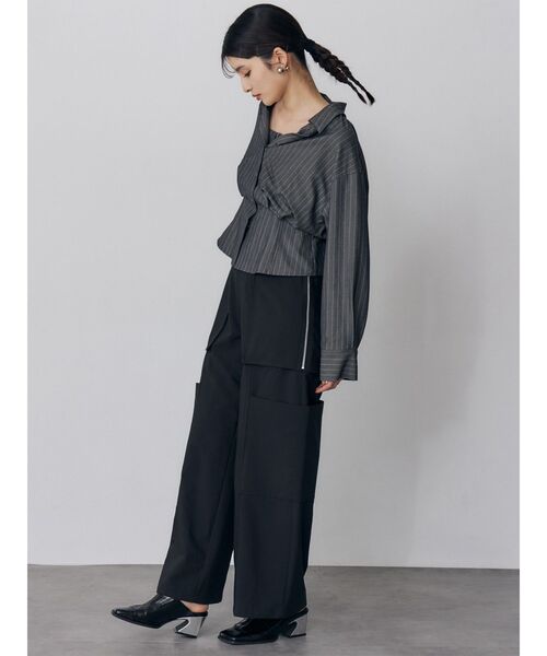 MURUA(ムルーア)の「ZIPカーゴパンツ(スラックス・レディース・ライトグレー/ブラック/カーキ・1/2)」の17枚目の写真