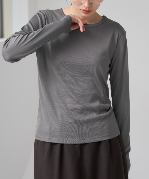 TRIANGLE PALETTE(トライアングルパレット)の「ストレッチクルーネック長袖Tシャツ(Tシャツ/カットソー・レディース・ブラック/アイボリー/グレー・FREE)」の12枚目の写真