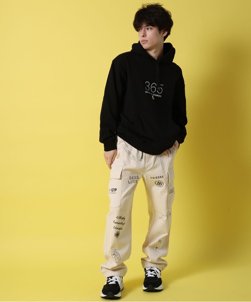 JACKROSE（ジャックローズ）の「YOIDORE ﾋﾞｰﾙ好き ｽｳｪｯﾄﾊﾟｰｶｰ（パーカー・メンズ・ブラック/ライトグレー・M/L/XL）」の12枚目の写真