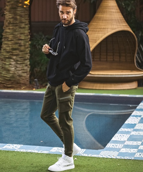 1PIU1UGUALE3  RELAX （ウノピゥウノウグァーレトレ リラックス）の「1PIU1UGUALE3 RELAX(ウノピゥウノウグァーレトレ リラックス)カットオフ スウェットプルオーバーパーカー（パーカー・メンズ・ブラック/グレー・XL/L/M/S/XXL）」の7枚目の写真