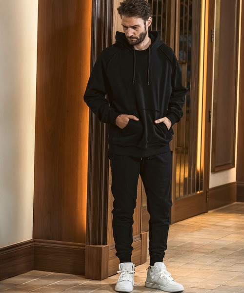 1PIU1UGUALE3  RELAX （ウノピゥウノウグァーレトレ リラックス）の「1PIU1UGUALE3 RELAX(ウノピゥウノウグァーレトレ リラックス)カットオフ スウェットプルオーバーパーカー（パーカー・メンズ・ブラック/グレー・XL/L/M/S/XXL）」の10枚目の写真