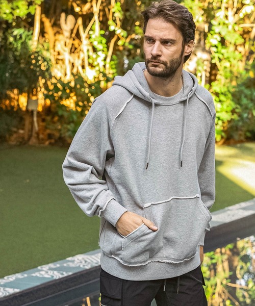 1PIU1UGUALE3  RELAX （ウノピゥウノウグァーレトレ リラックス）の「1PIU1UGUALE3 RELAX(ウノピゥウノウグァーレトレ リラックス)カットオフ スウェットプルオーバーパーカー（パーカー・メンズ・ブラック/グレー・XL/L/M/S/XXL）」の13枚目の写真