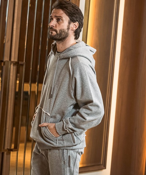 1PIU1UGUALE3  RELAX （ウノピゥウノウグァーレトレ リラックス）の「1PIU1UGUALE3 RELAX(ウノピゥウノウグァーレトレ リラックス)カットオフ スウェットプルオーバーパーカー（パーカー・メンズ・ブラック/グレー・XL/L/M/S/XXL）」の16枚目の写真