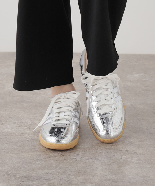 adidas（アディダス）の「adidas / アディダス SAMBA OG W / JR0035（スニーカー・レディース・シルバー・24.5cm/24cm/23.5cm）」の3枚目の写真