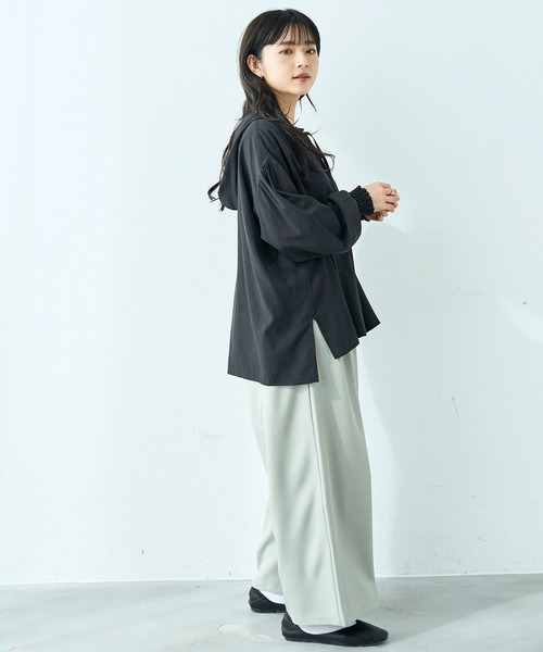 mil(ミル)の「スキッパー フーディー シャツ【586134】(シャツ/ブラウス・レディース・アイボリー/ブラック/ベージュ・XS/S)」の20枚目の写真
