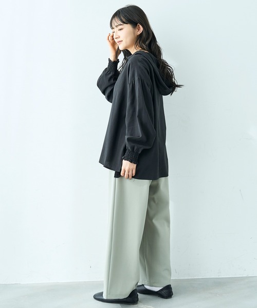mil(ミル)の「スキッパー フーディー シャツ【586134】(シャツ/ブラウス・レディース・アイボリー/ブラック/ベージュ・XS/S)」の21枚目の写真