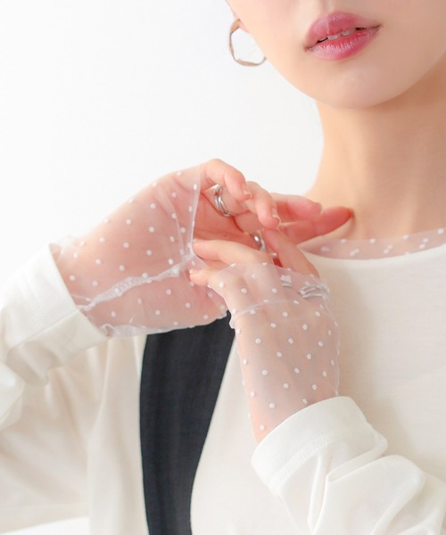 itto...(イット)の「袖ドットチュールカットソー(Tシャツ/カットソー・レディース・ブラック/オフホワイト・M)」の11枚目の写真