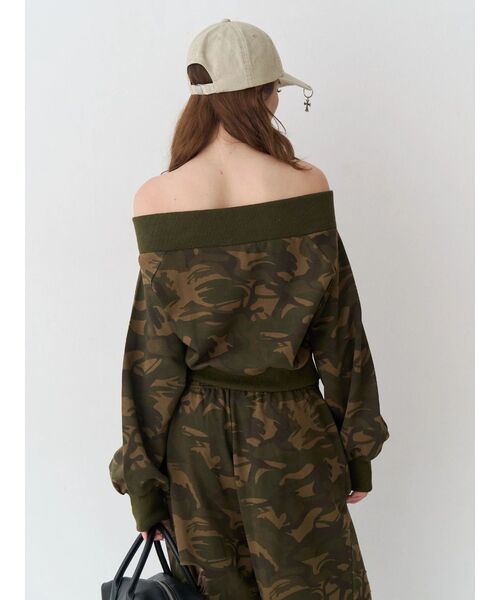 EVRIS(エヴリス)の「フロントジップオフショルスウェットトップス【セットアップ着用可能】(スウェット・レディース・グレー/その他1/ブラック・FREE)」の6枚目の写真