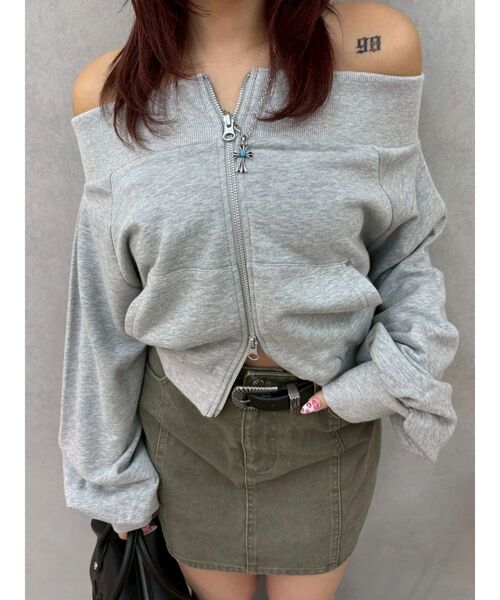 EVRIS(エヴリス)の「フロントジップオフショルスウェットトップス【セットアップ着用可能】(スウェット・レディース・グレー/その他1/ブラック・FREE)」の13枚目の写真