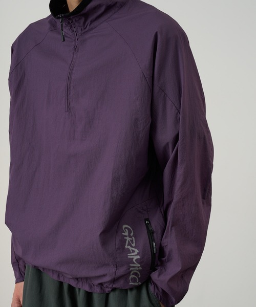 Gramicci(グラミチ)の「ULTRA-LIGHT PACKABLE JACKET / ウルトラライトパッカブルジャケット Gramicci / グラミチ(ナイロンジャケット・メンズ・グレー系その他/ライトグリーン/パープル系その他/ダークネイビー・S/M/L/XL/XXL)」の4枚目の写真