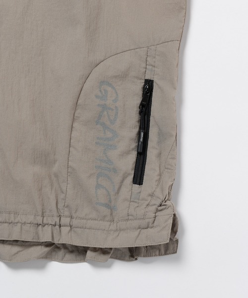 Gramicci(グラミチ)の「ULTRA-LIGHT PACKABLE JACKET / ウルトラライトパッカブルジャケット Gramicci / グラミチ(ナイロンジャケット・メンズ・グレー系その他/ライトグリーン/パープル系その他/ダークネイビー・S/M/L/XL/XXL)」の13枚目の写真
