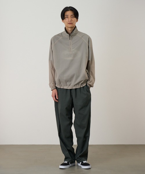 Gramicci(グラミチ)の「ULTRA-LIGHT PACKABLE JACKET / ウルトラライトパッカブルジャケット Gramicci / グラミチ(ナイロンジャケット・メンズ・グレー系その他/ライトグリーン/パープル系その他/ダークネイビー・S/M/L/XL/XXL)」の5枚目の写真