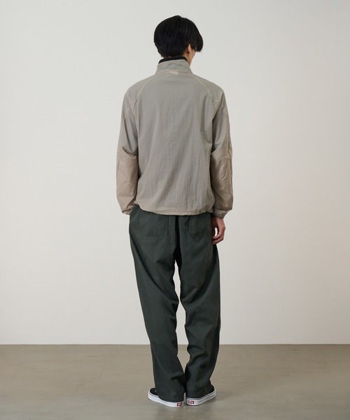 Gramicci(グラミチ)の「ULTRA-LIGHT PACKABLE JACKET / ウルトラライトパッカブルジャケット Gramicci / グラミチ(ナイロンジャケット・メンズ・グレー系その他/ライトグリーン/パープル系その他/ダークネイビー・S/M/L/XL/XXL)」の7枚目の写真