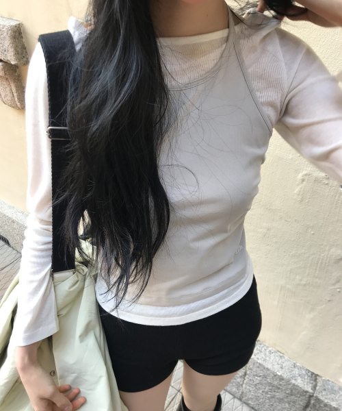 LETTER FROM MOON(レターフロムムーン)の「シャーリングホルターネックレイヤードTシャツ(アイボリー)(Tシャツ/カットソー・レディース・その他・FREE)」の2枚目の写真