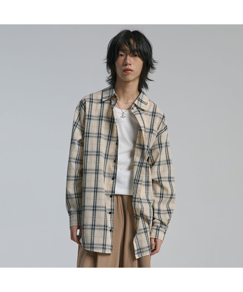 TEN PAST SEVEN(テン ファスト セブン)の「ライトチェックオーバーシャツ (2カラー)(シャツ/ブラウス・メンズ・ピンク/ベージュ・SMALL/MEDIUM/LARGE)」の2枚目の写真
