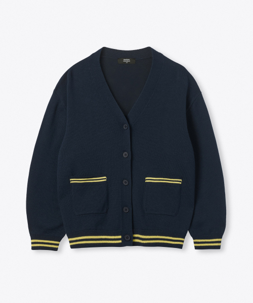 MUSINSA STANDARD KIDS（ムシンサスタンダードキッズ）の「リラックスドプレッピーカーディガン[ネイビー/イエロー]（カーディガン/ボレロ・レディース・その他・110/120/130/140/150/160）」の2枚目の写真