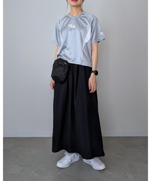 FILA(フィラ)の「FOOTBALL TEE(Tシャツ/カットソー・レディース・シルバー/ブラック/ホワイト・XL/L/M)」の14枚目の写真