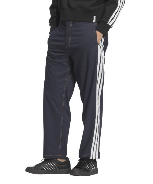 adidas(アディダス)の「アディダス adidas ライト ストレッチ デニム レギュラーフィット テーパードレッグ パンツ(デニムパンツ・メンズ・ブラック/ネイビー・S/M/L/LL/3L)」の1枚目の写真