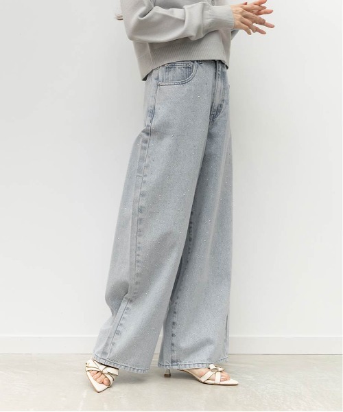 RANDA（ランダ）の「ホットフィックスストーンカーブデニムパンツ（その他パンツ・レディース・ブルー/グレー・1/0）」の8枚目の写真