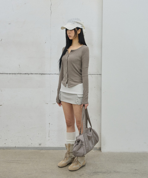 41PRAY(サイルプレイ)の「Long-Sleeve Button Cardigan / Mocha(カーディガン/ボレロ・レディース・モカ・OS)」の3枚目の写真