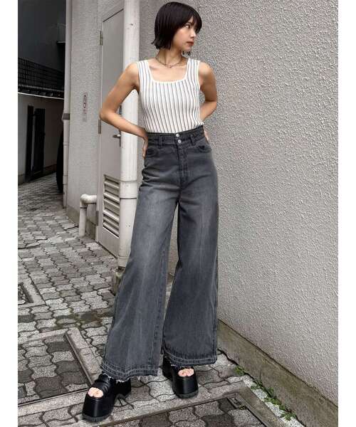 MURUA(ムルーア)の「【セットアップ対応】サイドZIPスリットワイドデニム 夏服(デニムパンツ・レディース・ブラック/ブルー・2/1)」の20枚目の写真