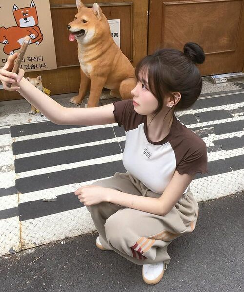 muahmuah（ムーアムーア）の「フリルコットンモーダル半袖Tシャツ [2色]（Tシャツ/カットソー・レディース・ブラウン/ブラック・FREE）」の3枚目の写真