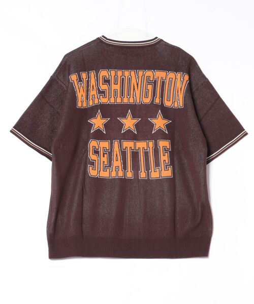 Right-on(ライトオン)の「Refurbish(リファービッシュ)グラフィックロゴジャガードニットTシャツ(ニット/セーター・メンズ・ネイビー/イエロー/キナリ/ブラック/ブラウン/グリーン・M/L/XL/S)」の19枚目の写真