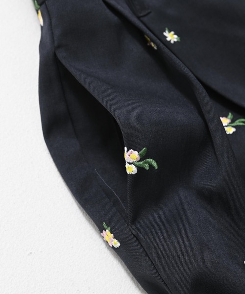 DAESE TOKYO(デセトウキョウ)の「『DAESE TOKYO/デセトウキョウ』花刺繍パンツ(その他パンツ・レディース・グレー/ネイビー・FREE)」の22枚目の写真