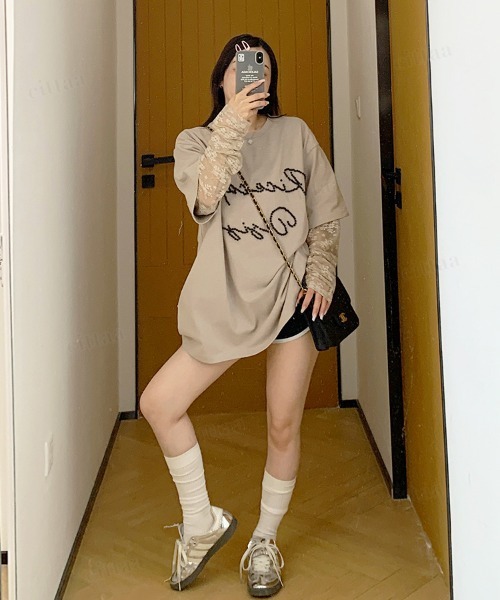 Dalfwin（ダールフィン）の「韓国ファッション RicecakeビーズロゴレースレイヤードデザインTシャツ（Tシャツ/カットソー・レディース・ブラック/ベージュ/グレー・FREE）」の16枚目の写真