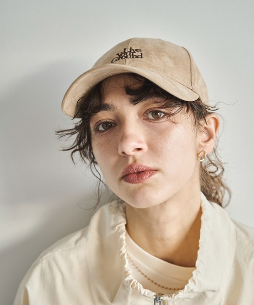 kha:ki（カーキ）の「「KHA:KI / カーキ」スエードキャップ -LIVE YOUR GROUND-（キャップ・レディース・ブラック/ブラウン/ベージュ・FREE）」の5枚目の写真