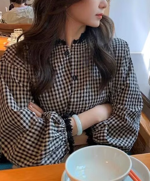 mielu(ミエル)の「ギンガムチェックレースブラウス(シャツ/ブラウス・レディース・ブラック・MEDIUM/LARGE/X-LARGE)」の2枚目の写真